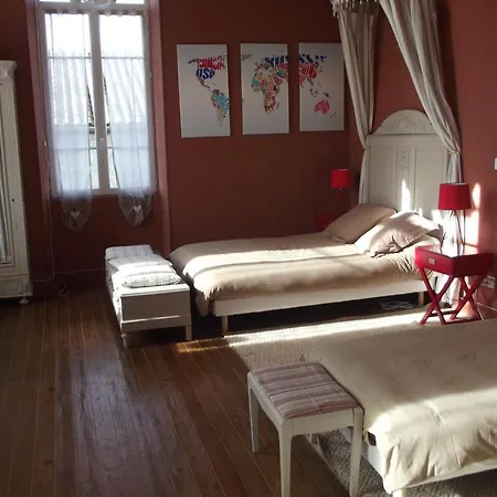 לינה וארוחת בוקר Manoir De La Bastide *